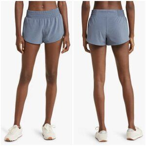 💕ZELLA💕 Altitude Running Shorts ~ Grey Grsaille Moire Embossed XL NWT